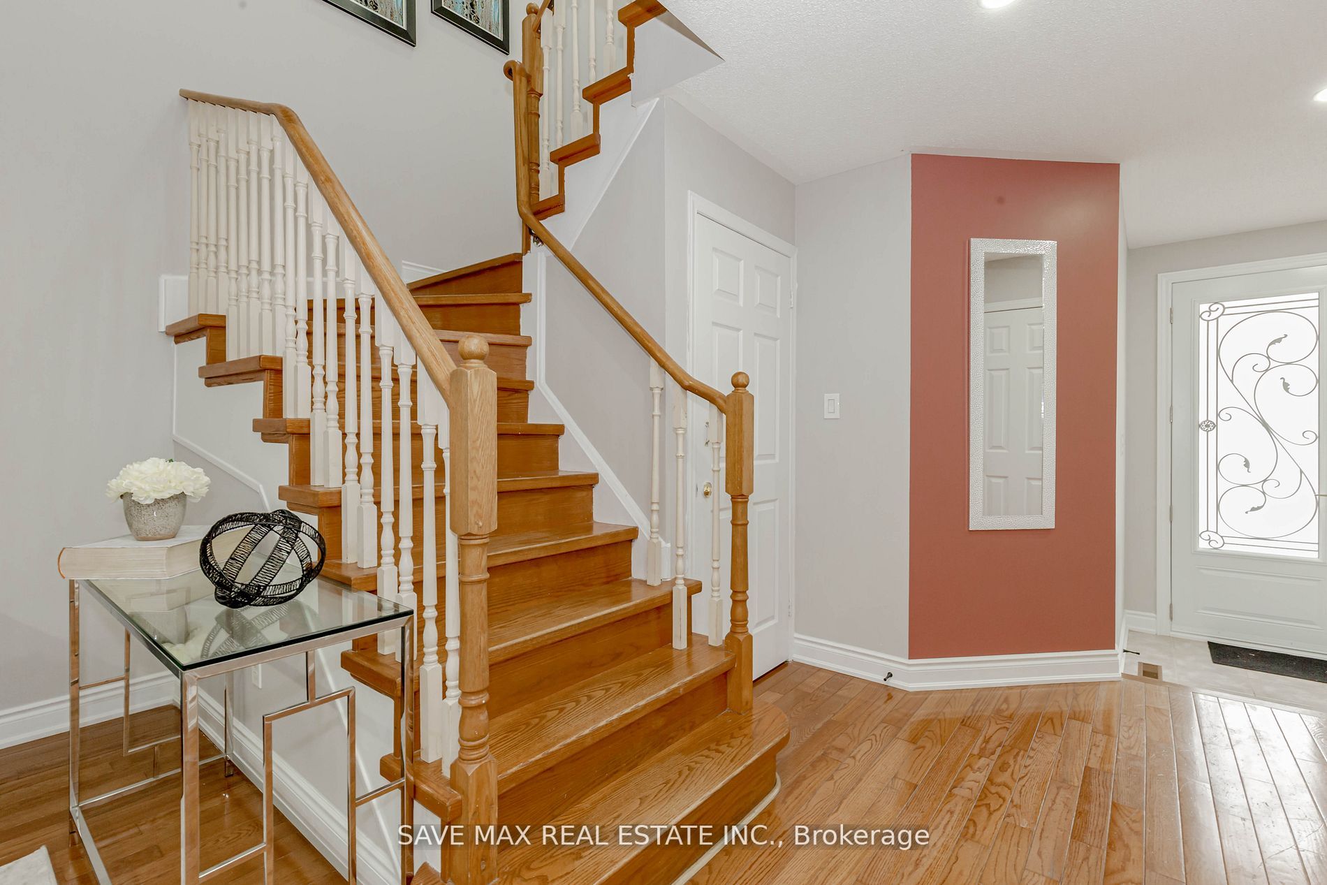 123 Morningmist St