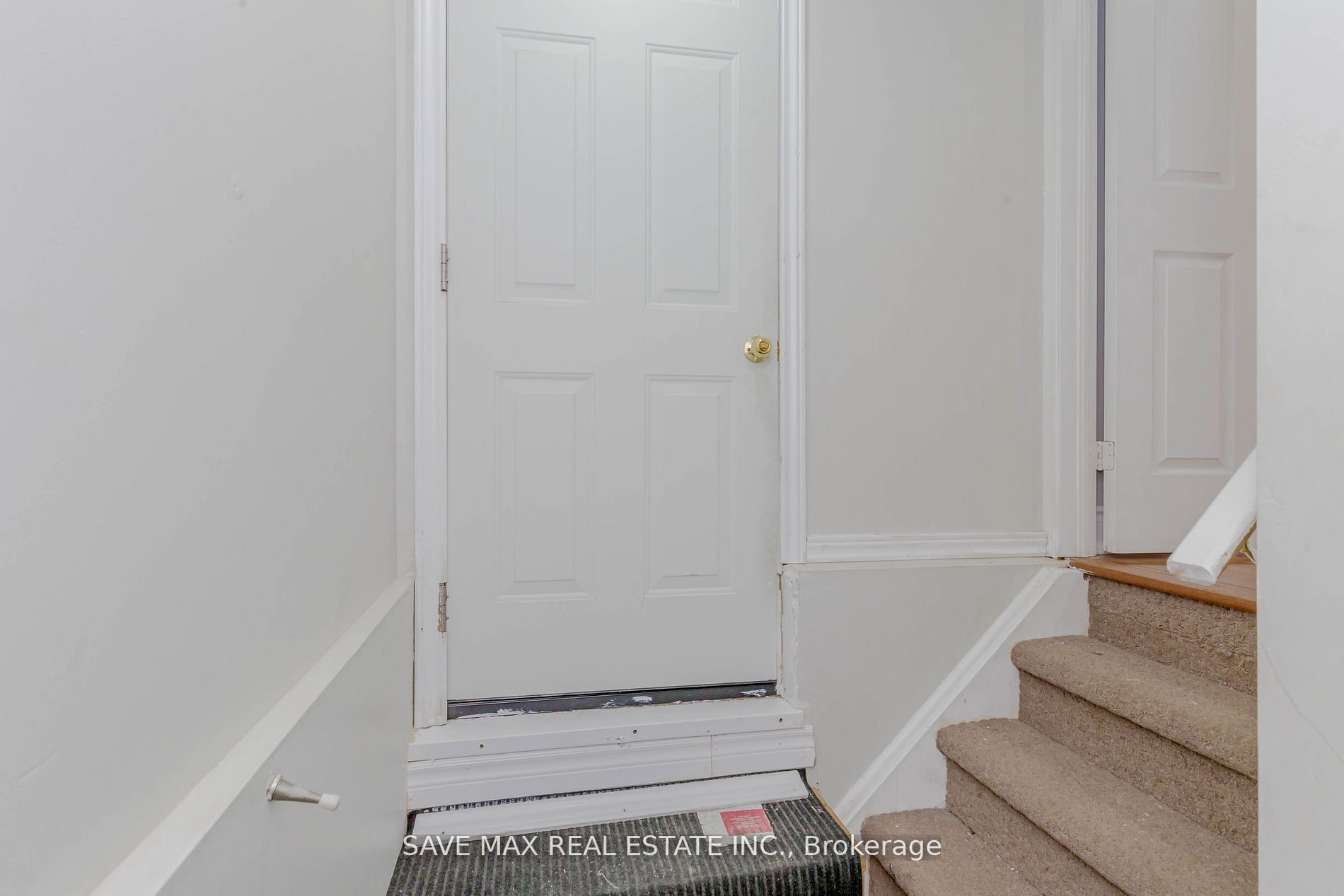 123 Morningmist St
