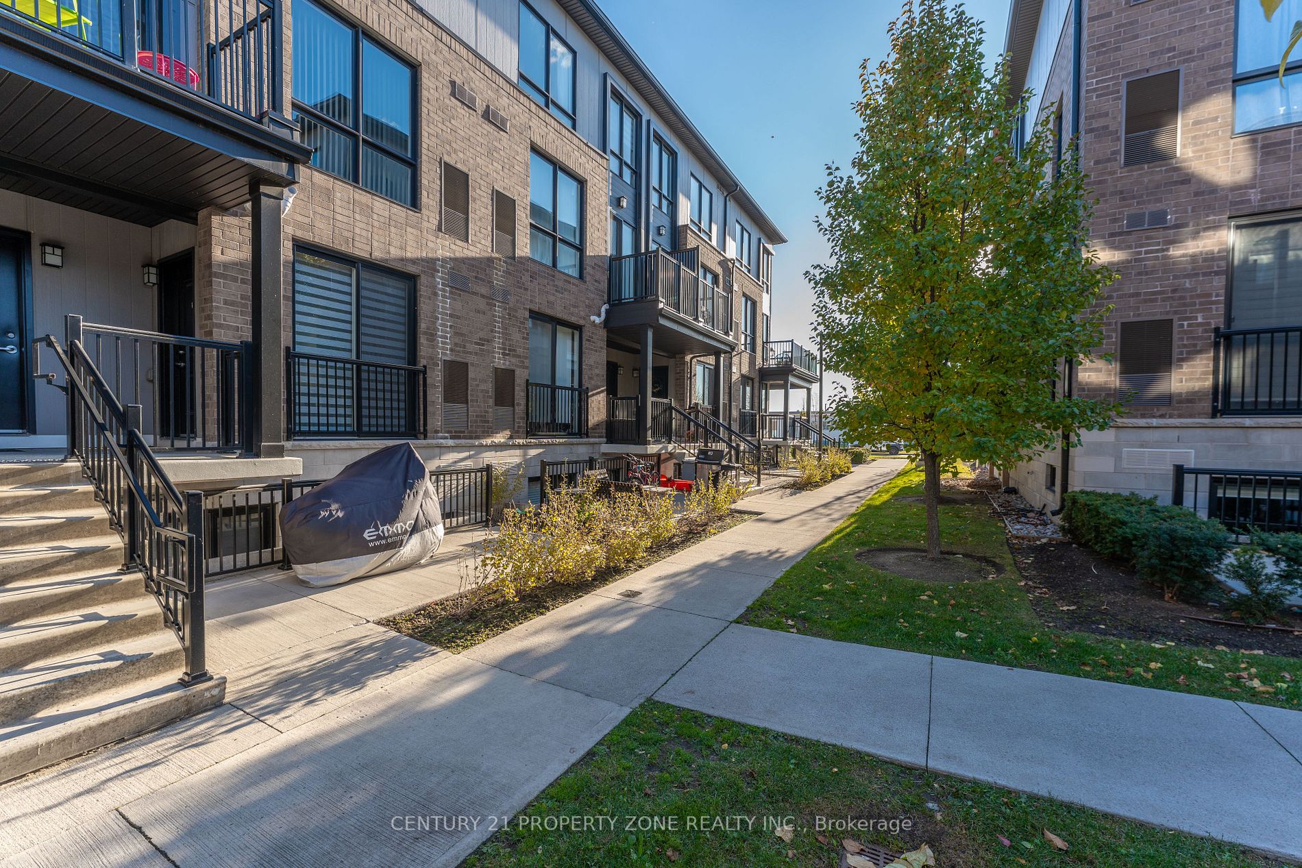 1206 Main St E, #110