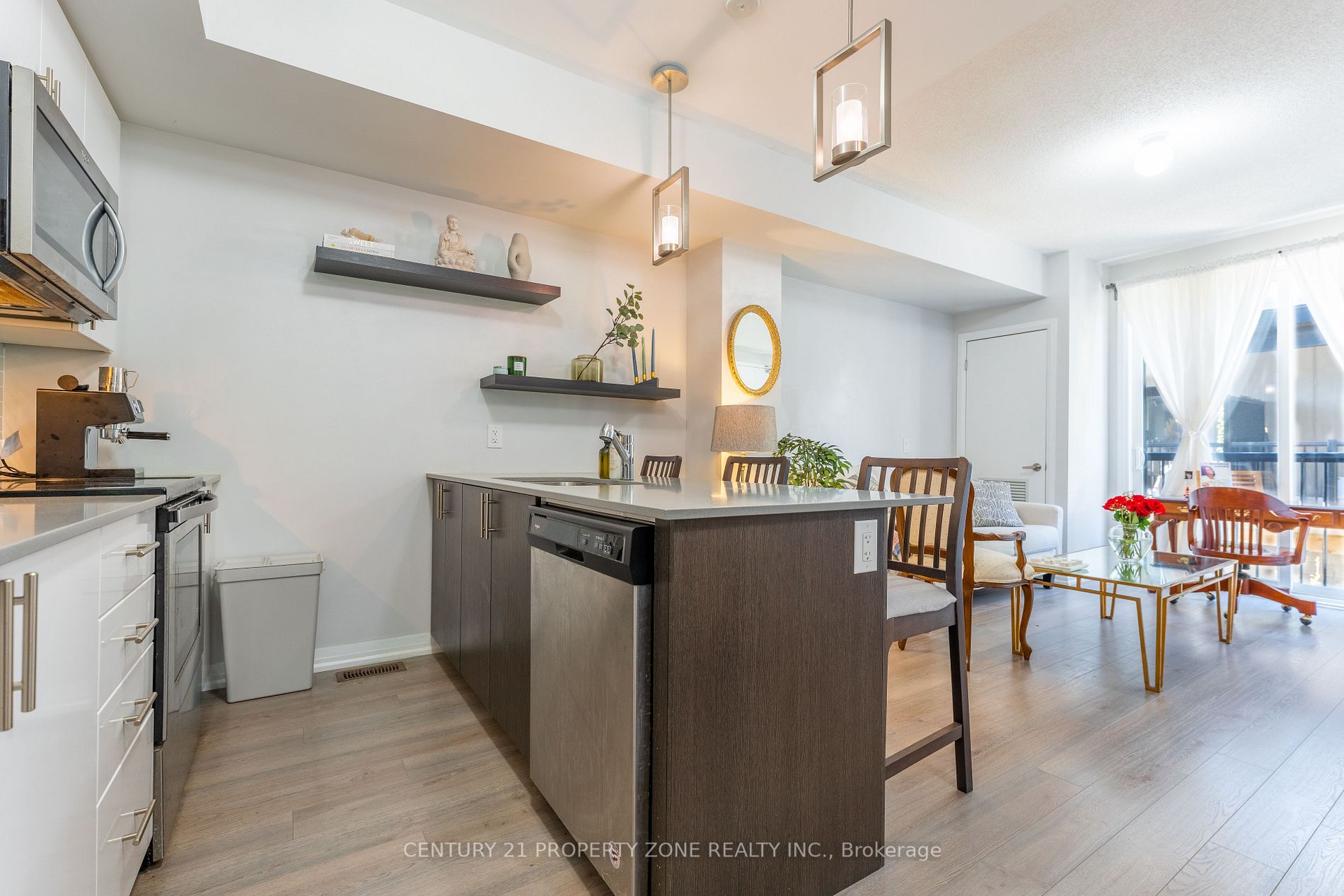 1206 Main St E, #110