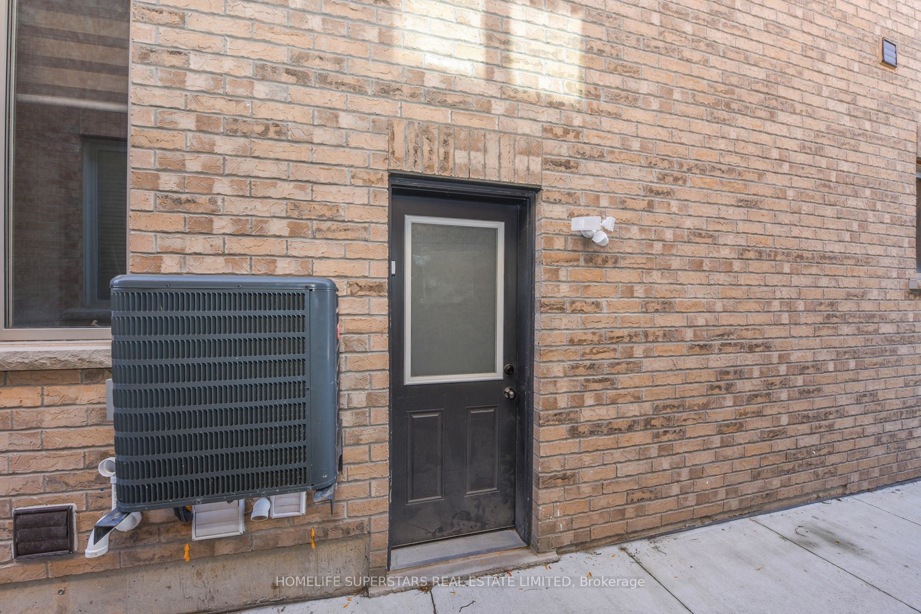 71 Speedwell St