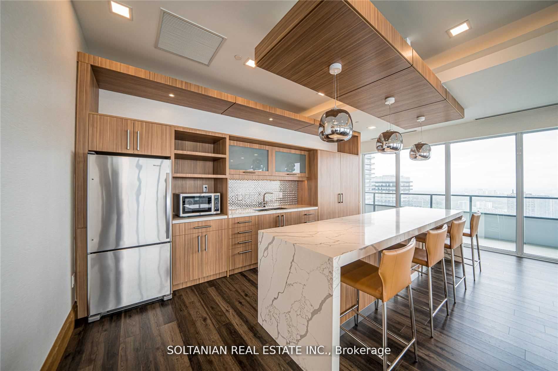 20 Shore Breeze Dr, #508