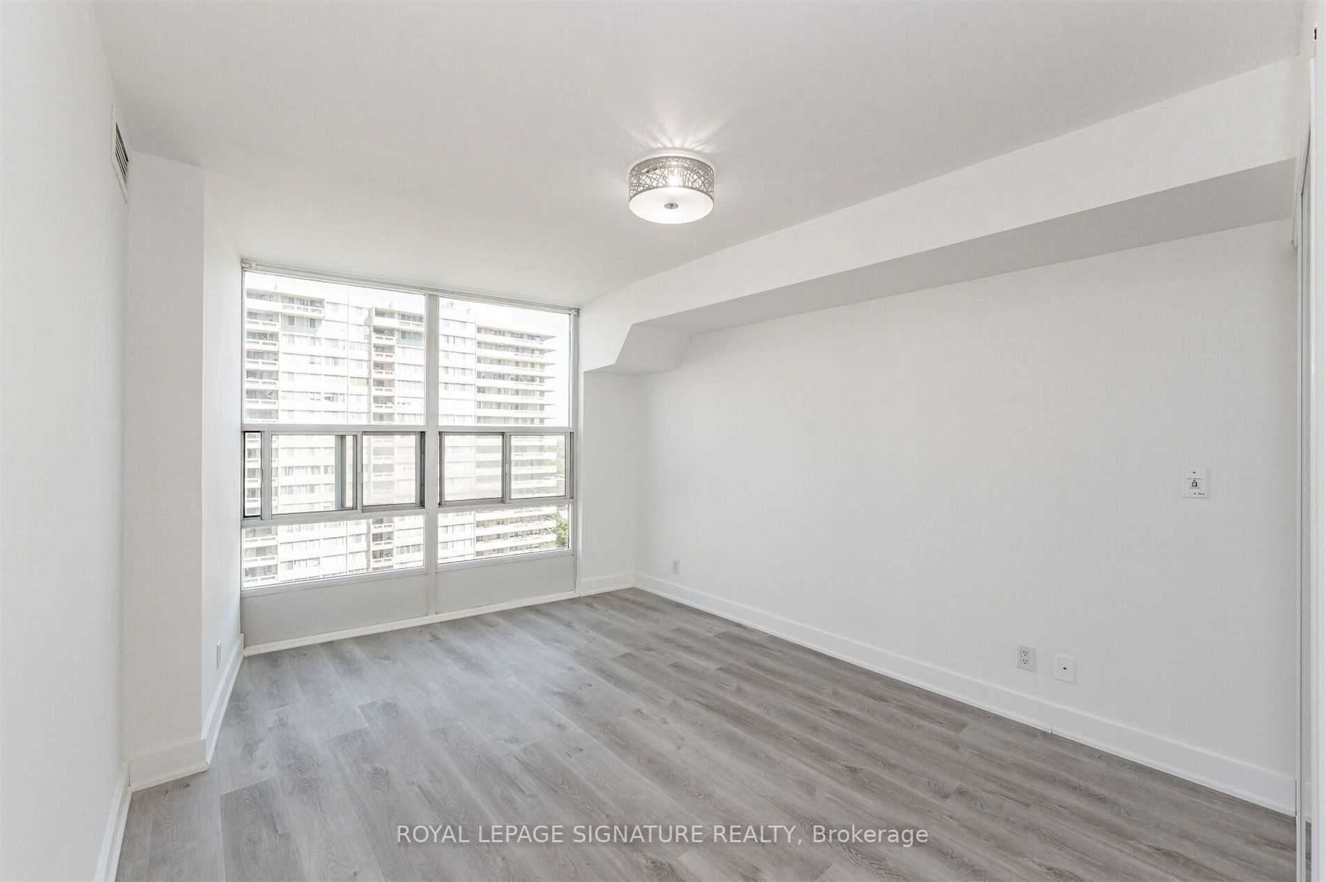 1 Elm Dr W, #1211