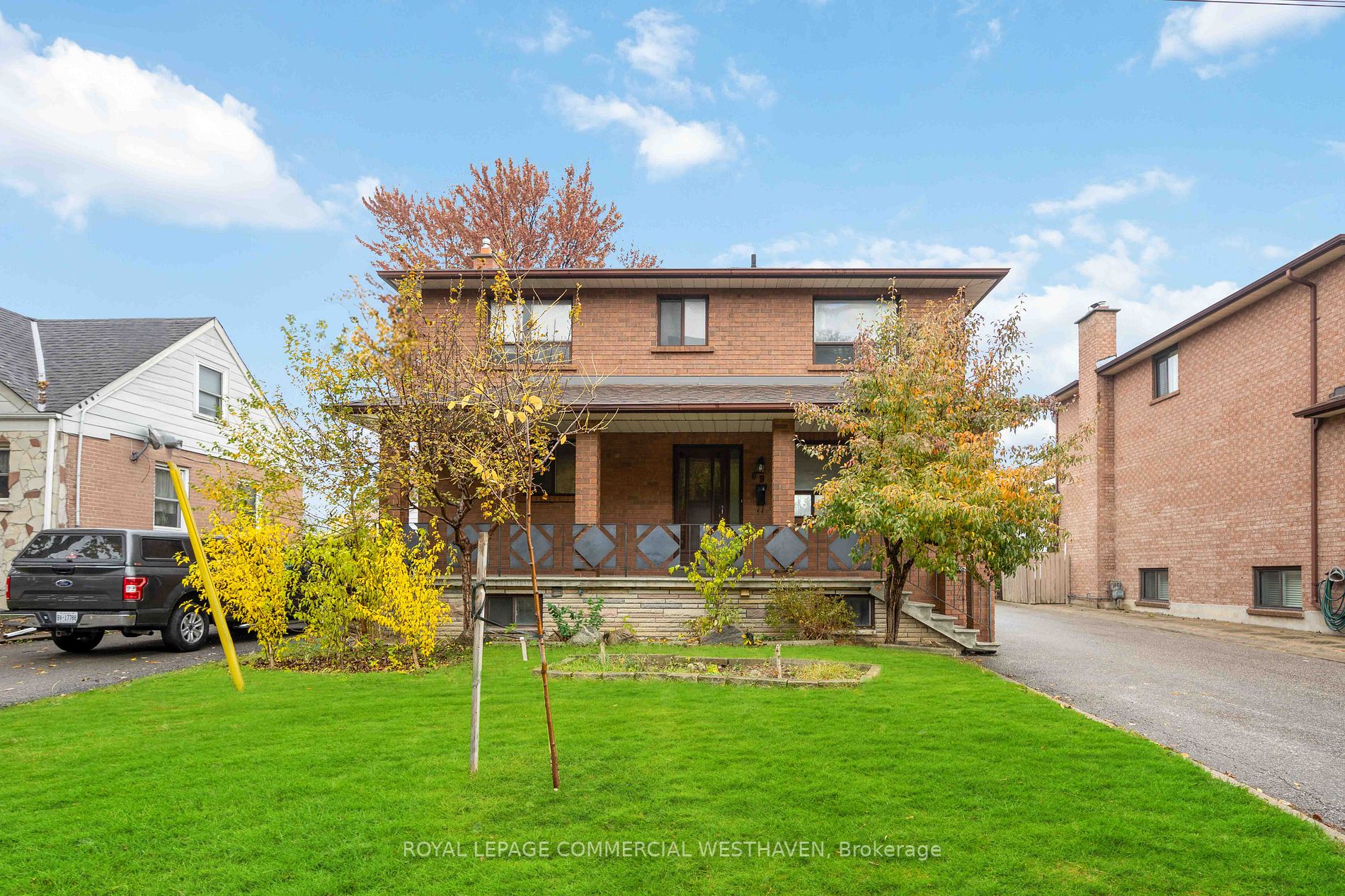 69 Winston Park Blvd