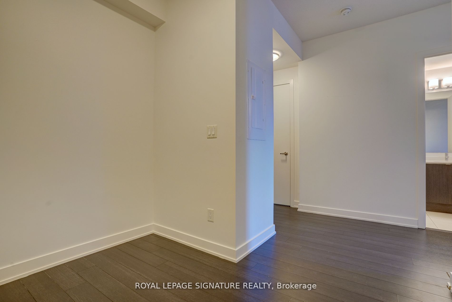 5230 Dundas St, #A403