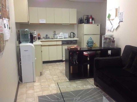 4316 Village Centre Crt, #Lower