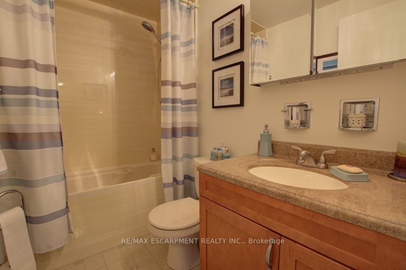 543 Wedgewood Dr, #48