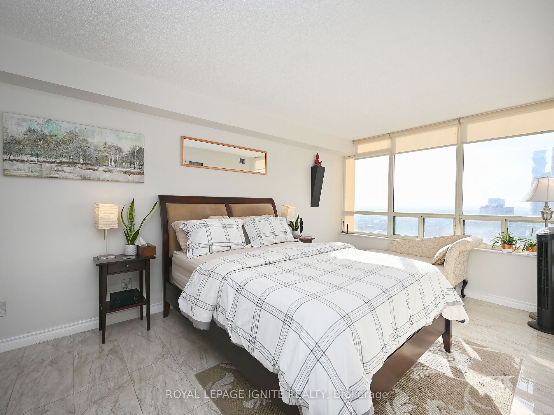 285 Enfield Pl, #2009