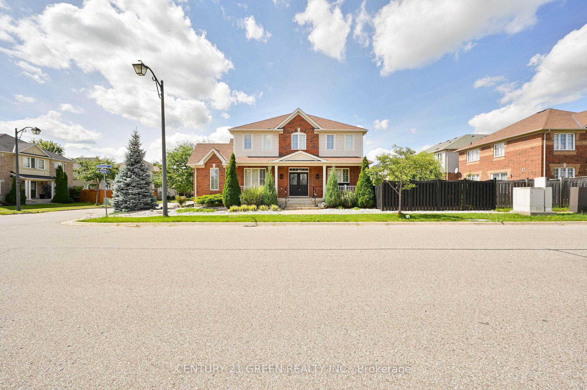832 Rayner Court