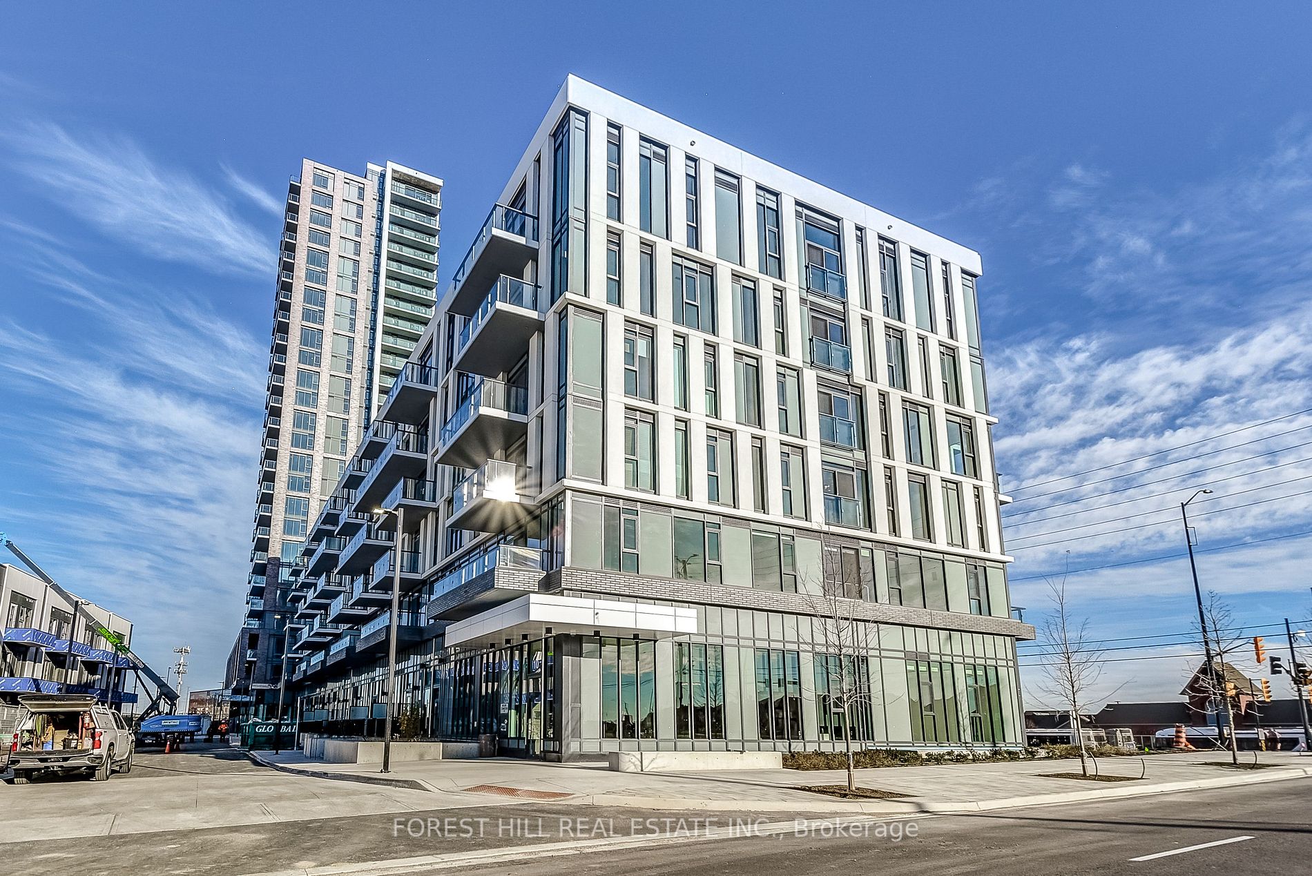 10 Lagerfeld Dr, #410