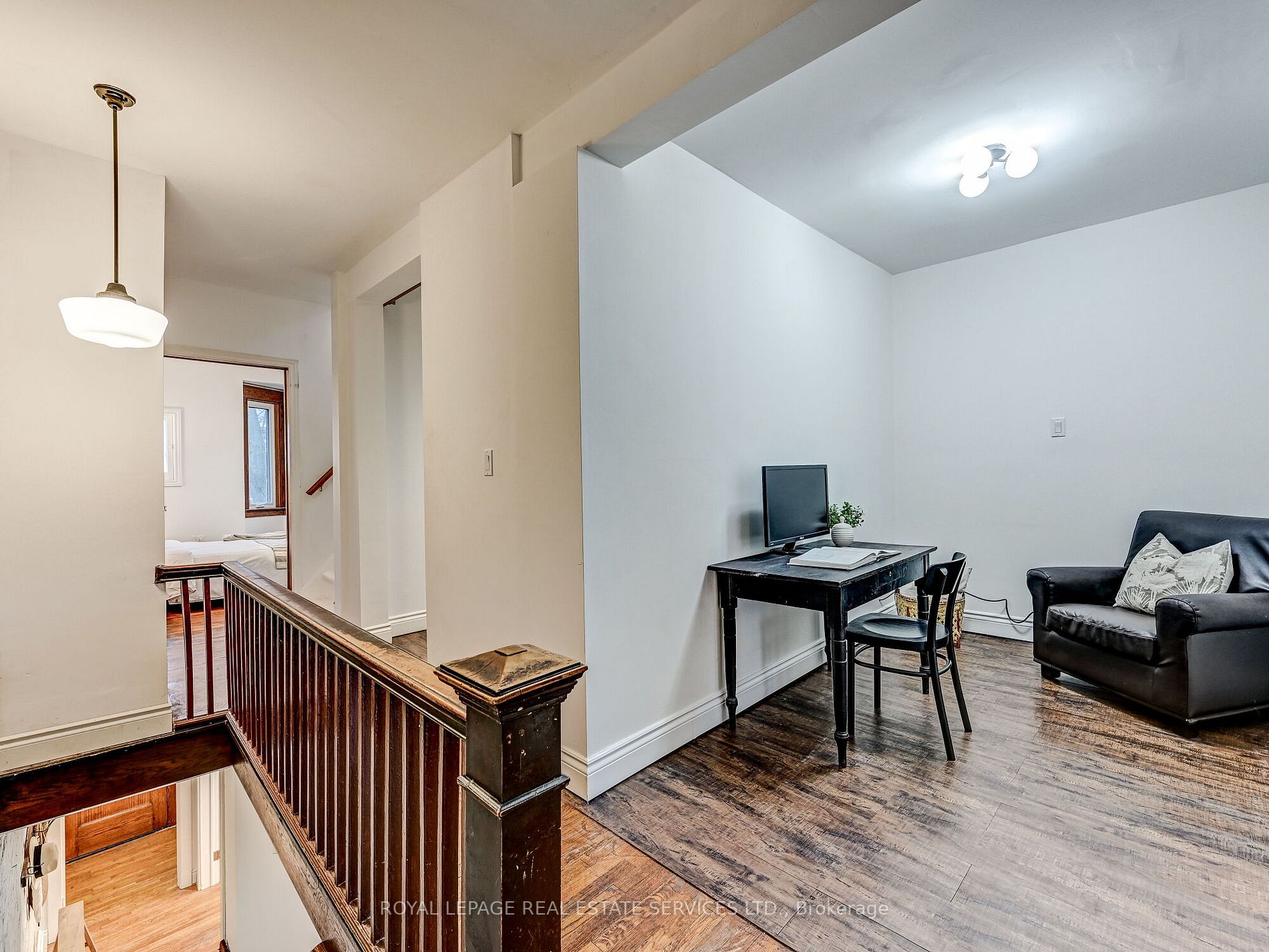 293 Garden Ave