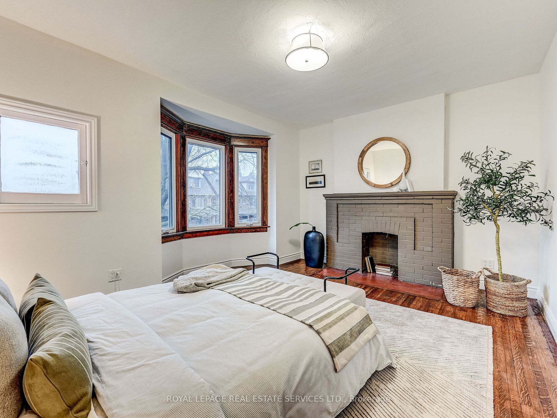 293 Garden Ave