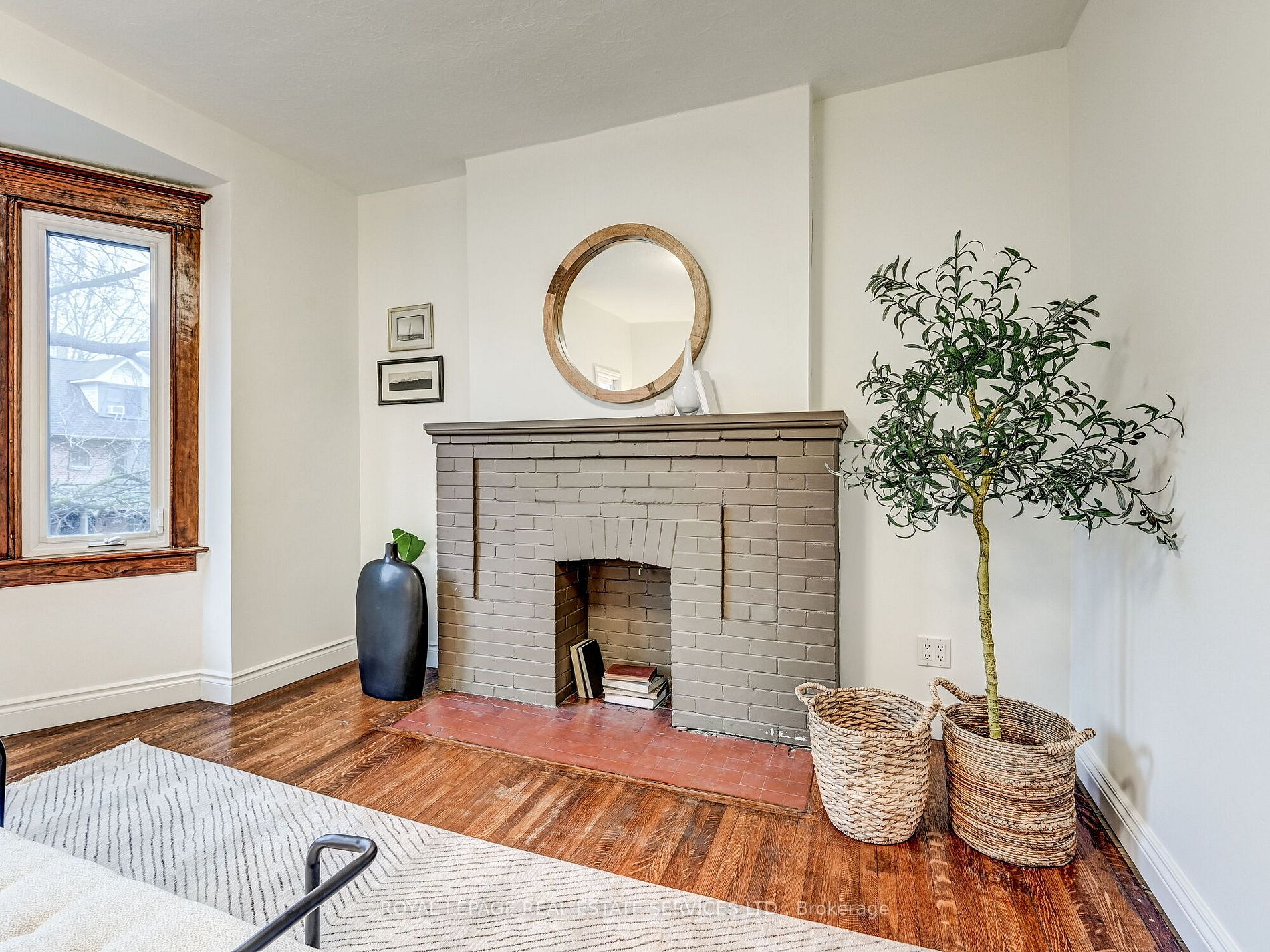 293 Garden Ave