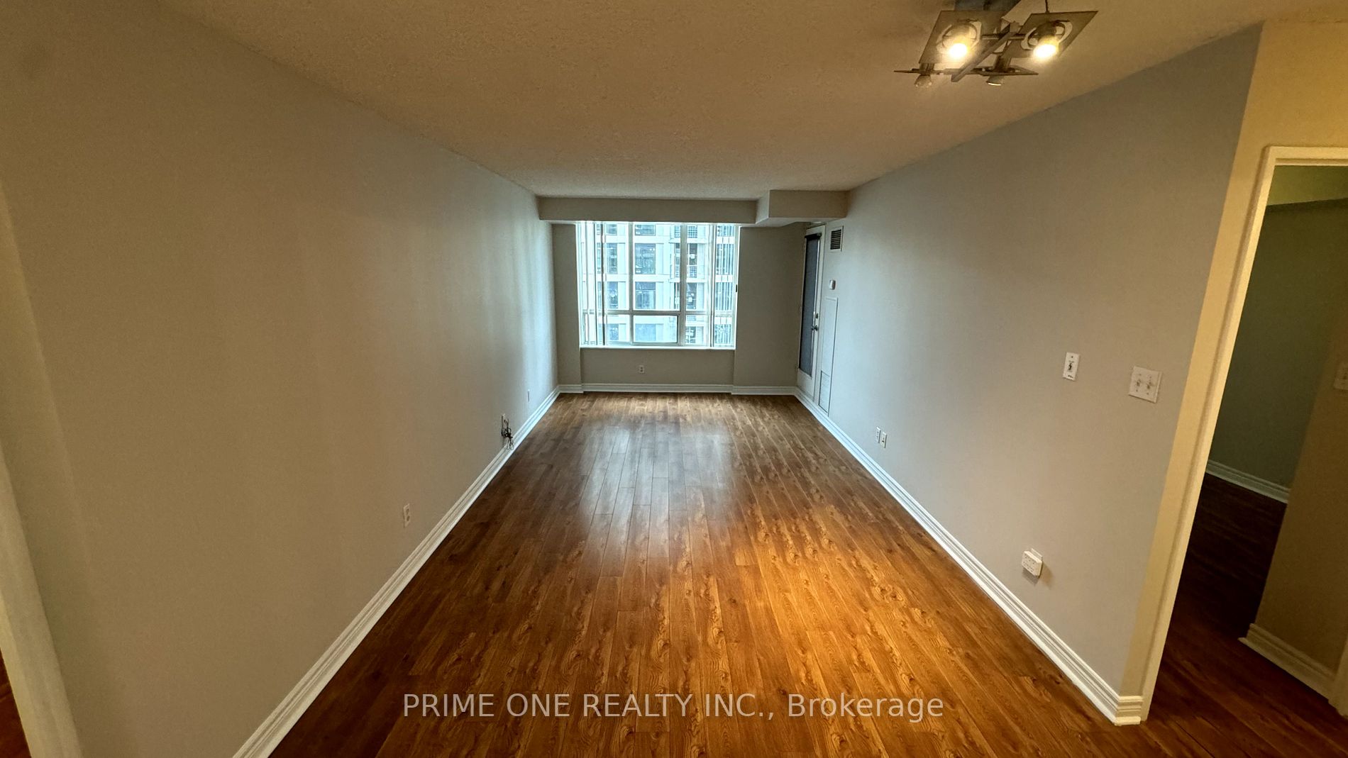 156 Enfield Pl, #2515