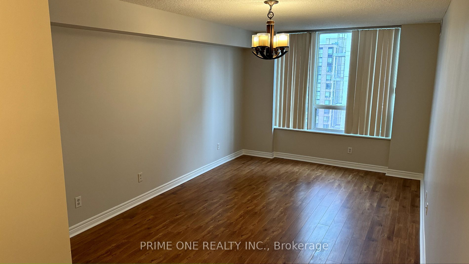 156 Enfield Pl, #2515
