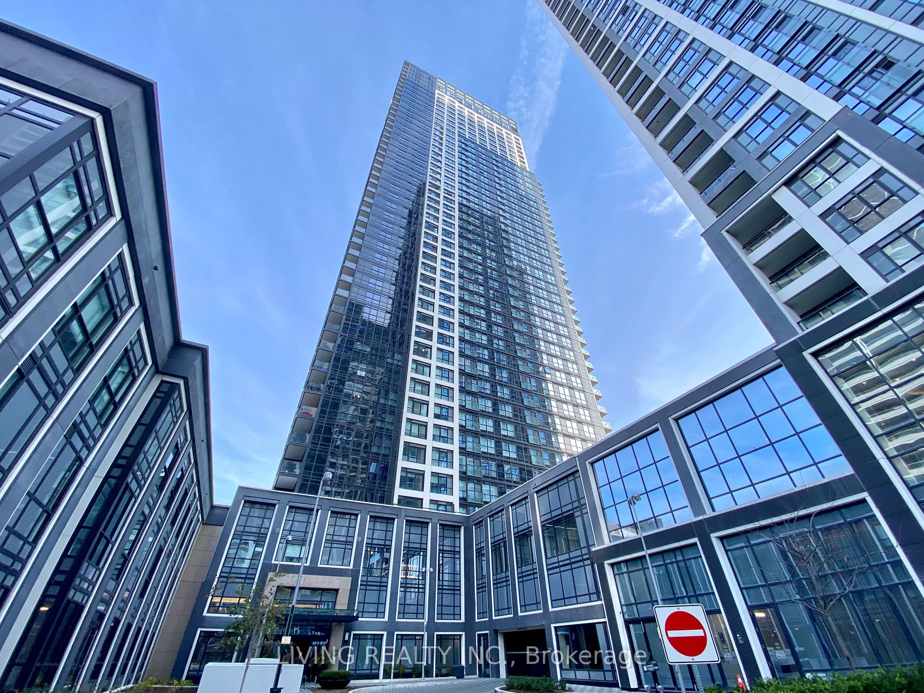 5 Mabelle Ave, #2736