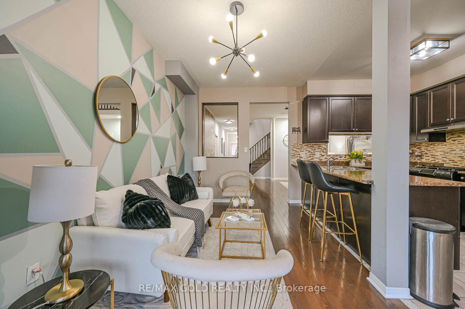10 Gulfbrook Circ