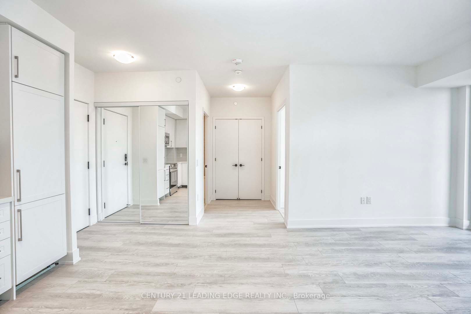 2450 Old Bronte Rd, #708