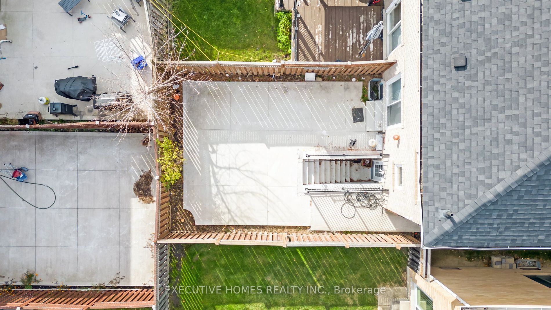 23 Secord Cres