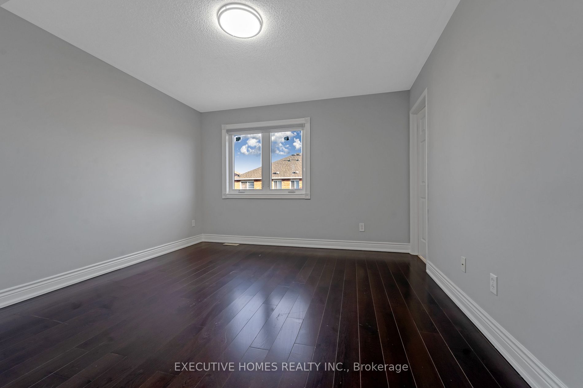 23 Secord Cres