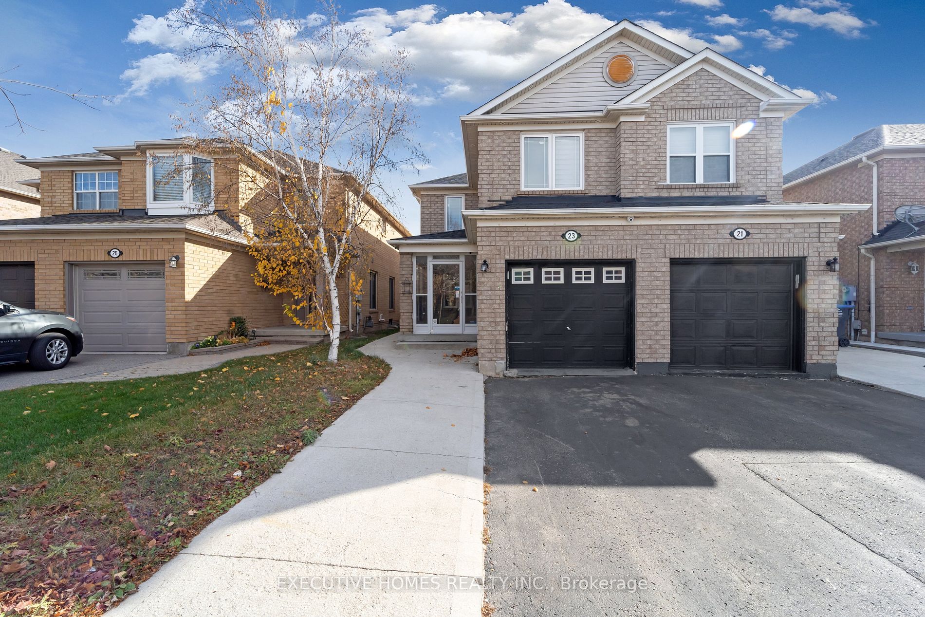 23 Secord Cres