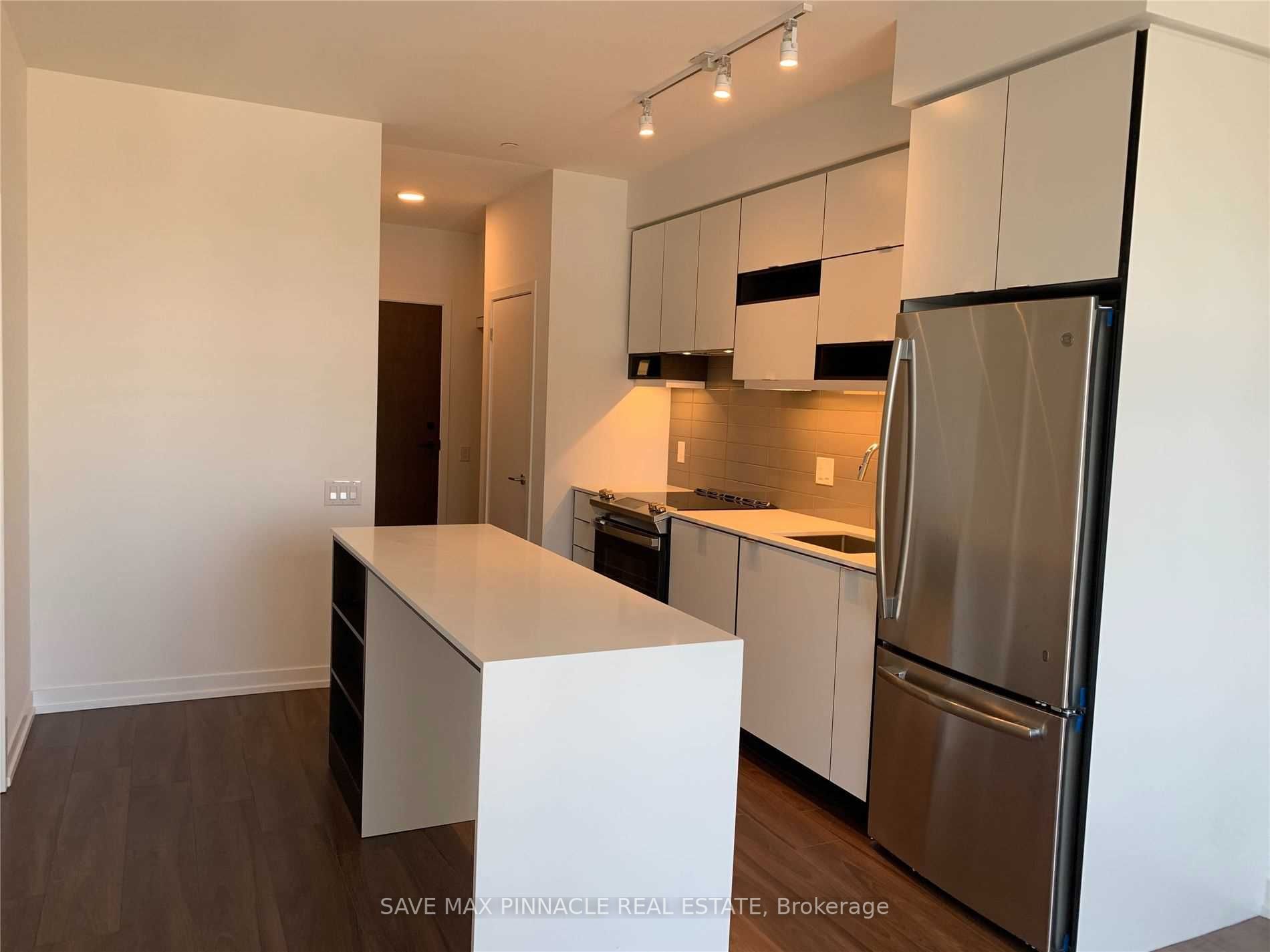 4065 Confederation Pkwy, #2206