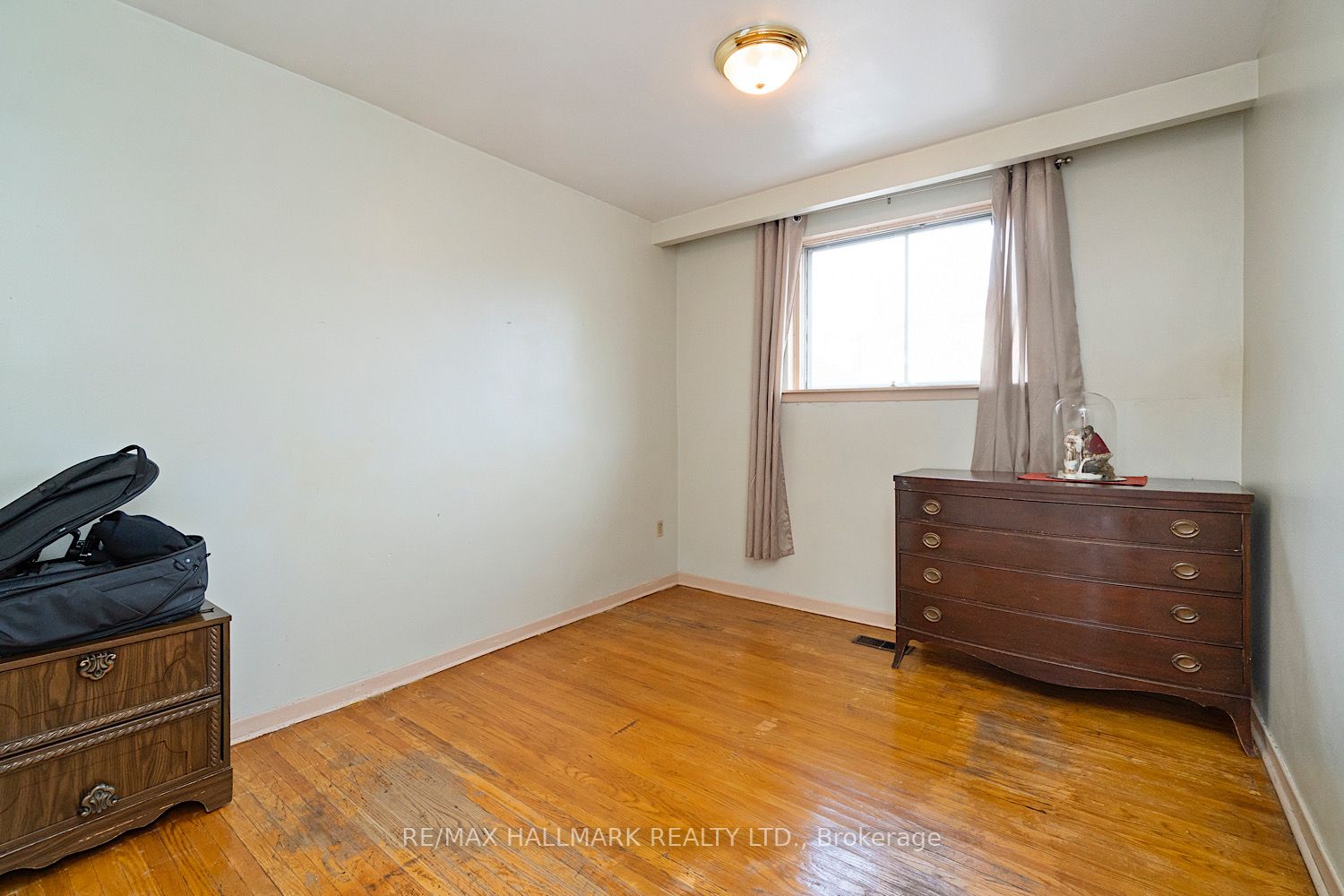 17 Shipman St