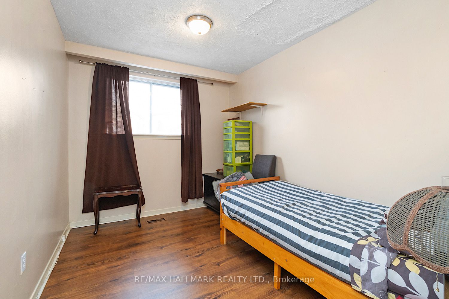 17 Shipman St