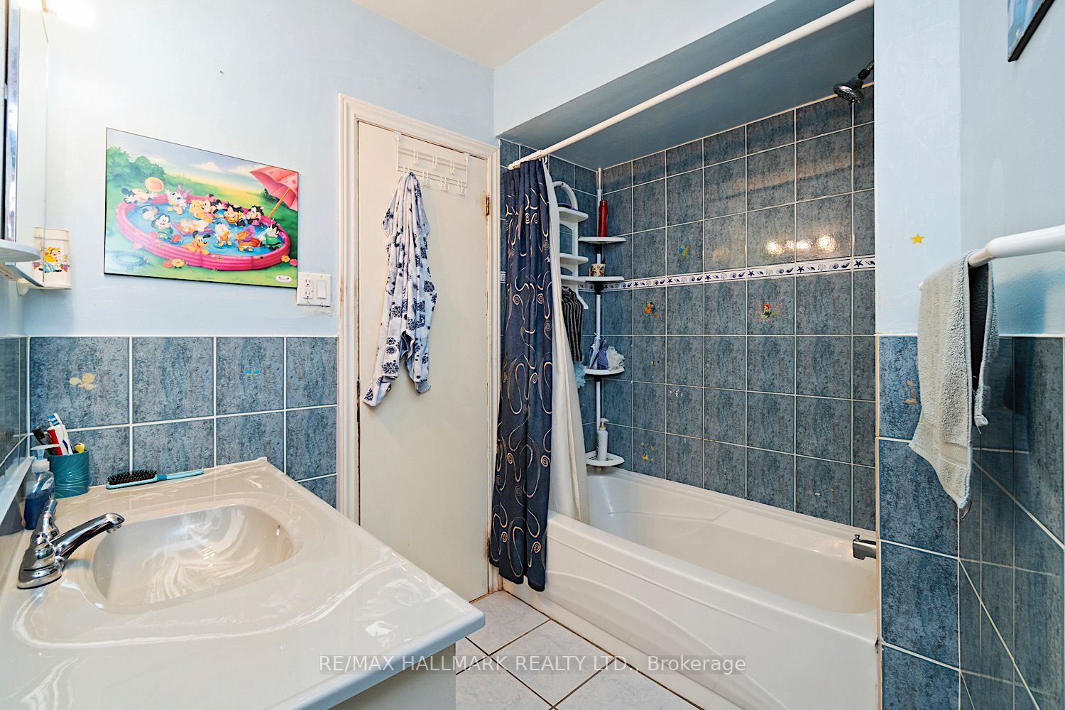 17 Shipman St