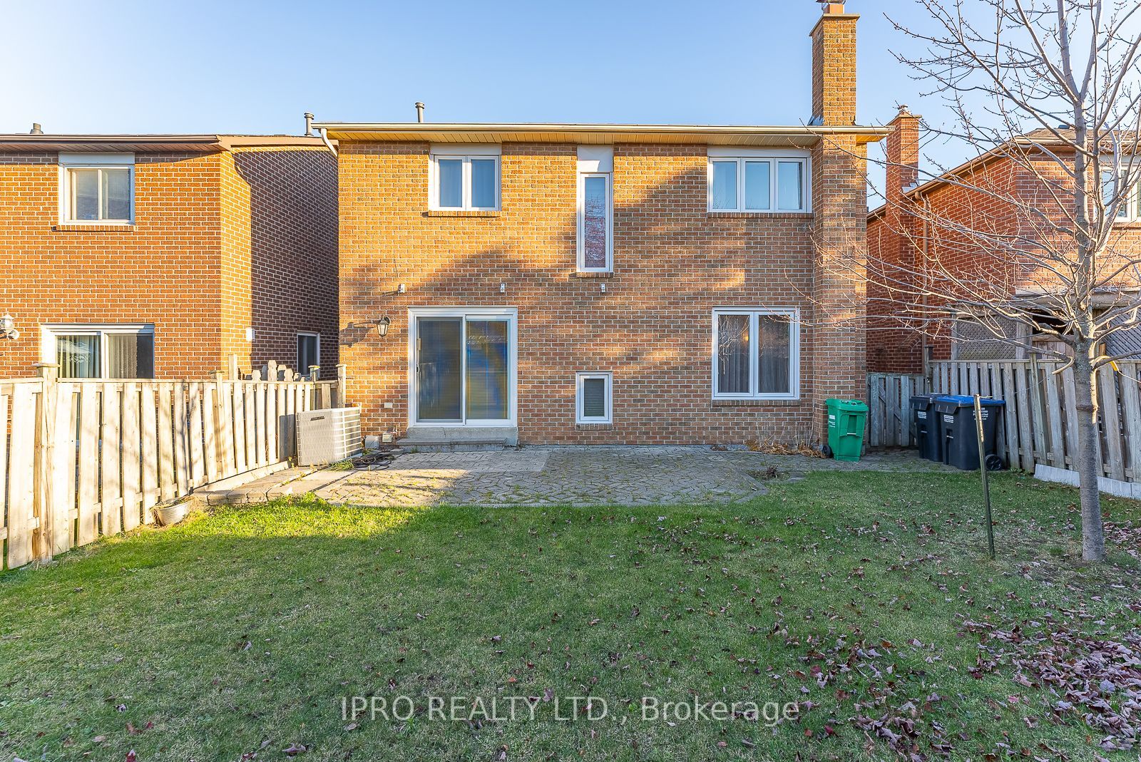 57 Nuttall St