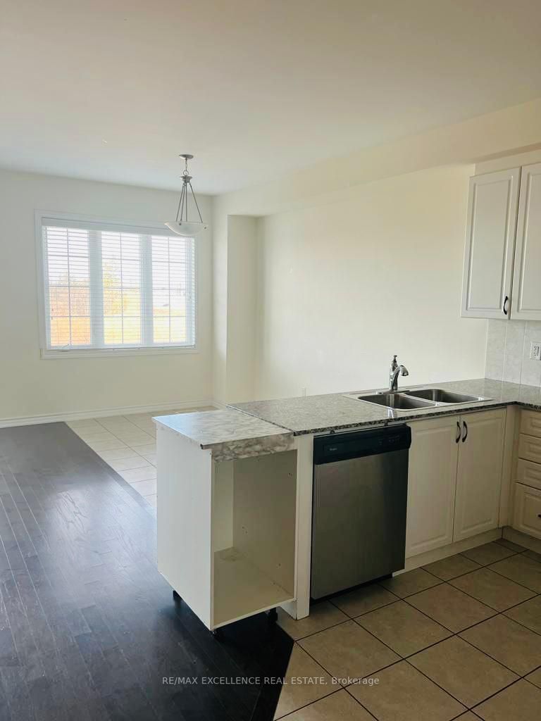 68 Agava St