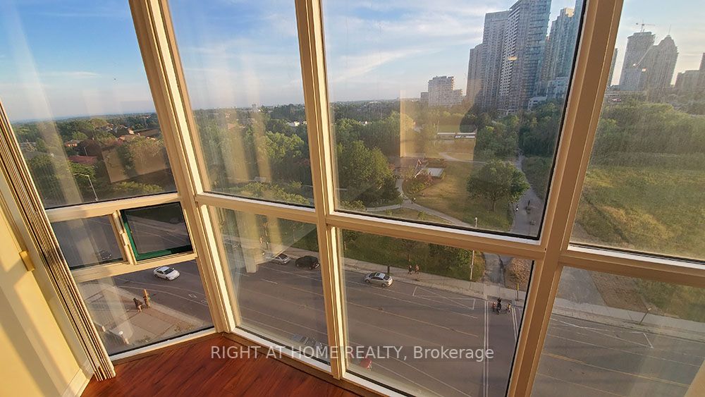 285 Enfield Pl, #1009