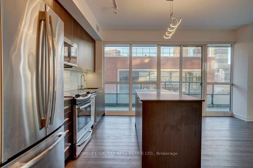 10 Parklawn Rd, #427