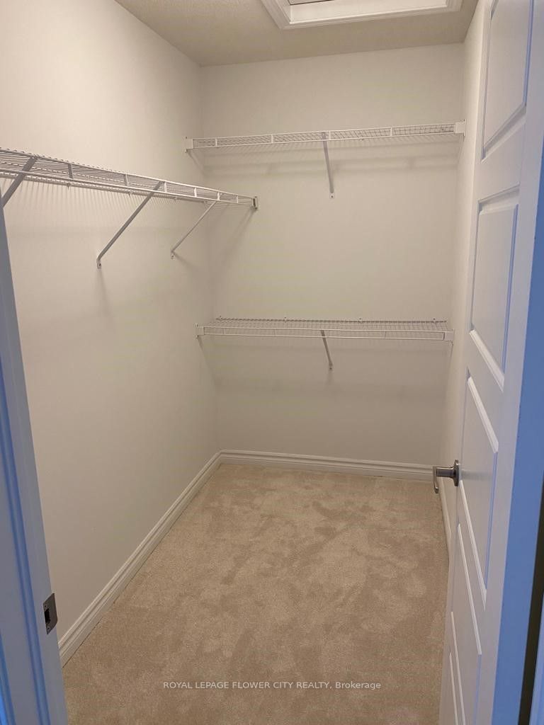 44 Keppel Circ