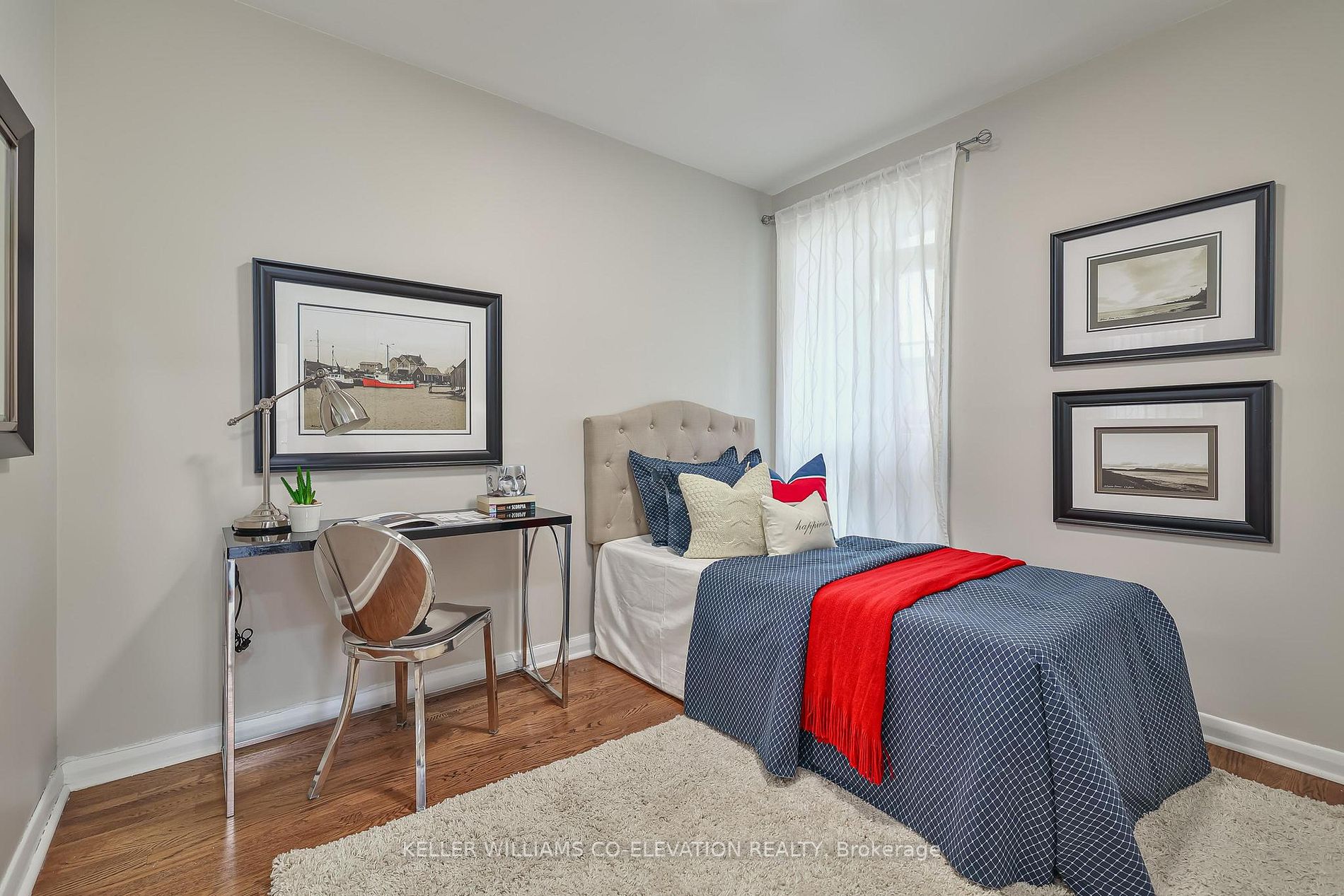 18 Littlewood Cres