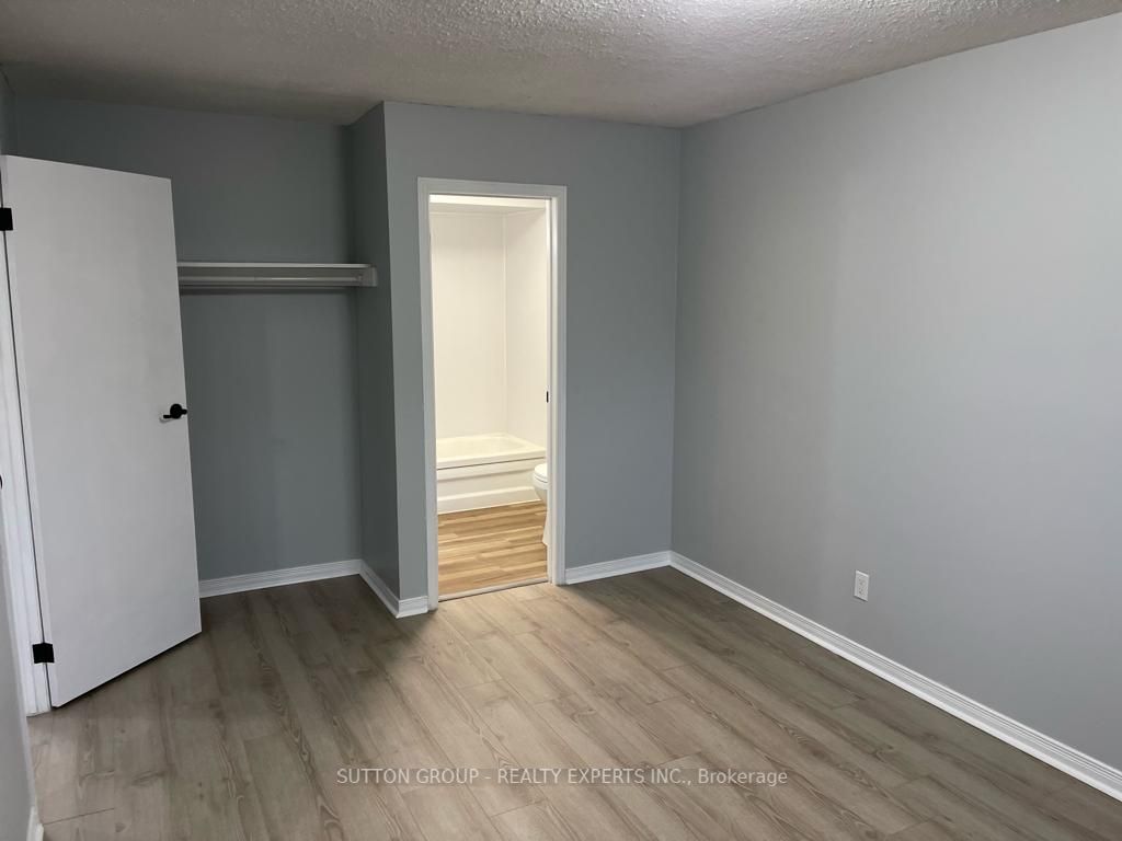 40 Thorsby Court
