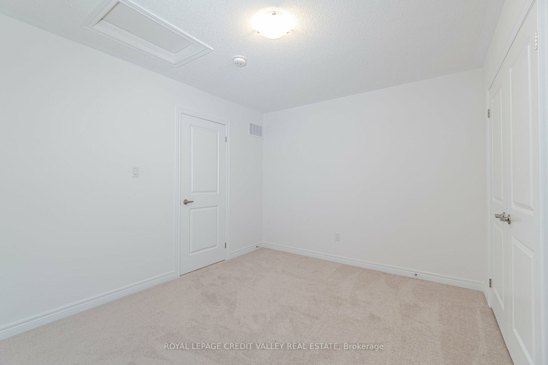 10 Abelia St, #6