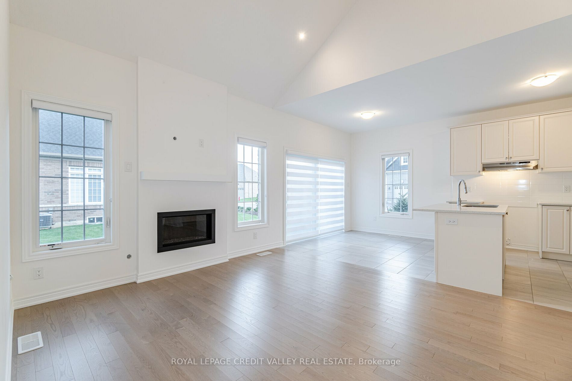 10 Abelia St, #6