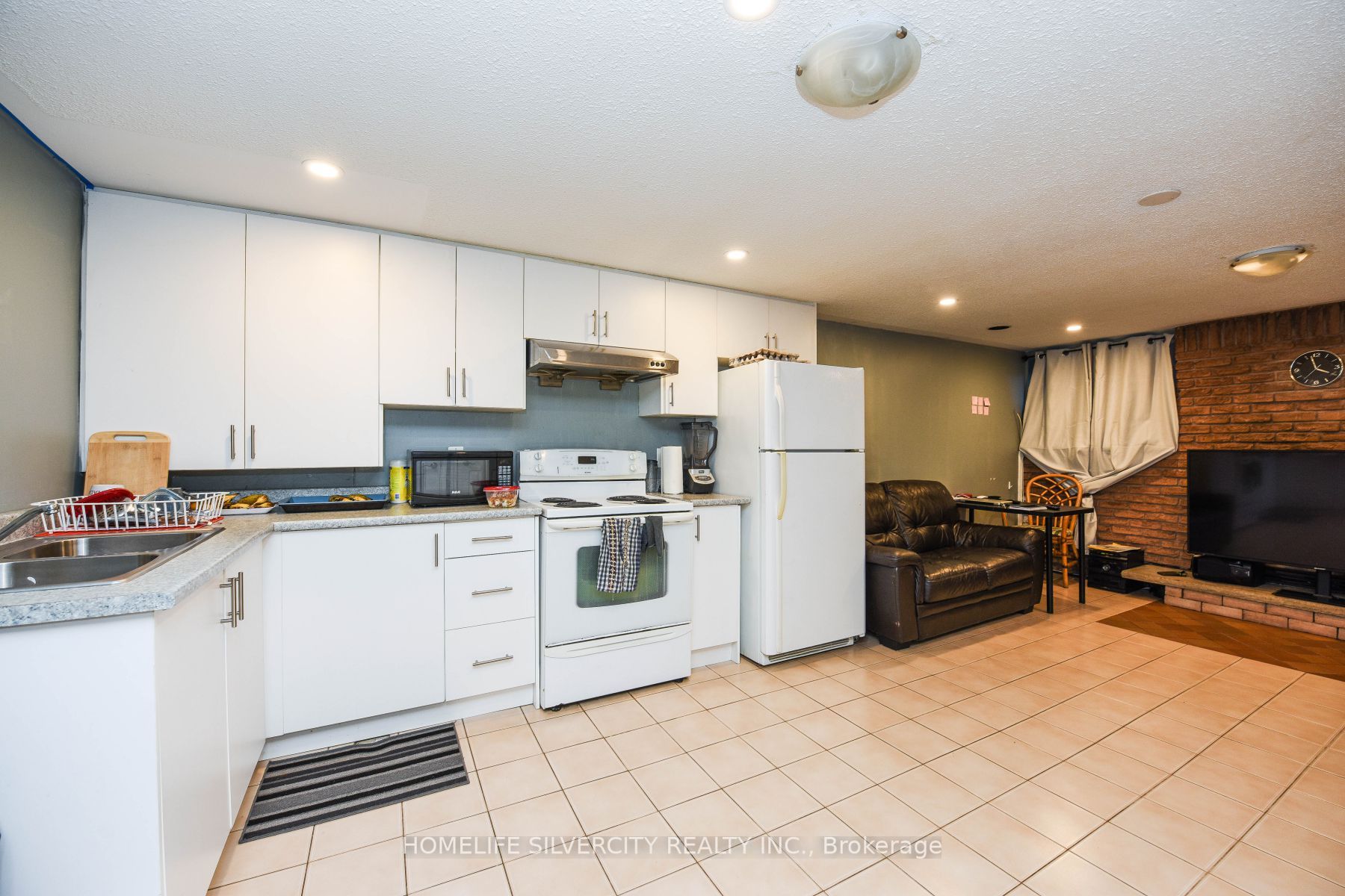 3367 Brandon Gate Drive