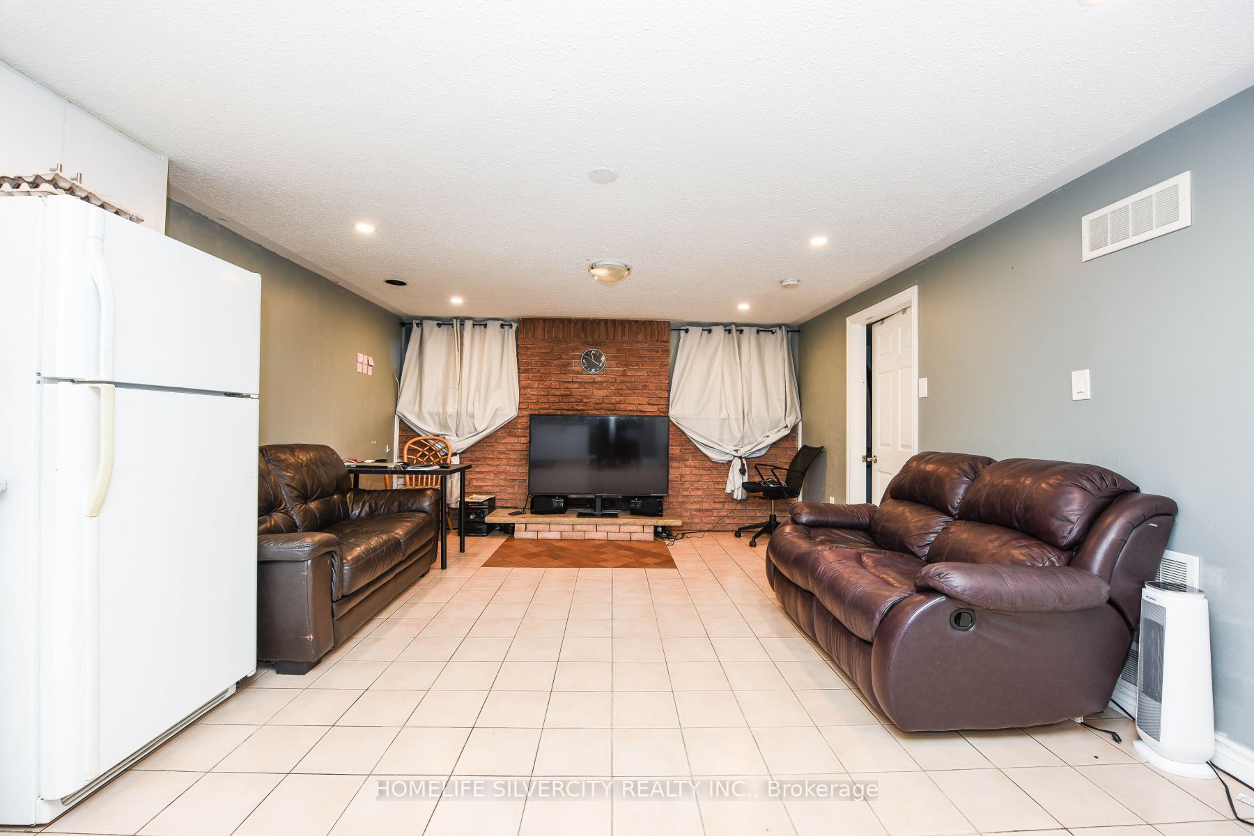 3367 Brandon Gate Drive