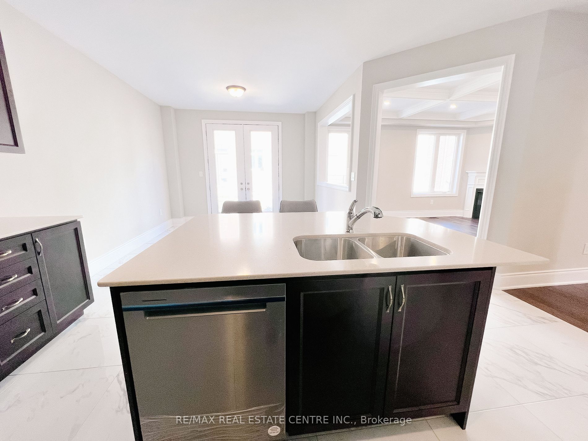 38 Kambalda Rd