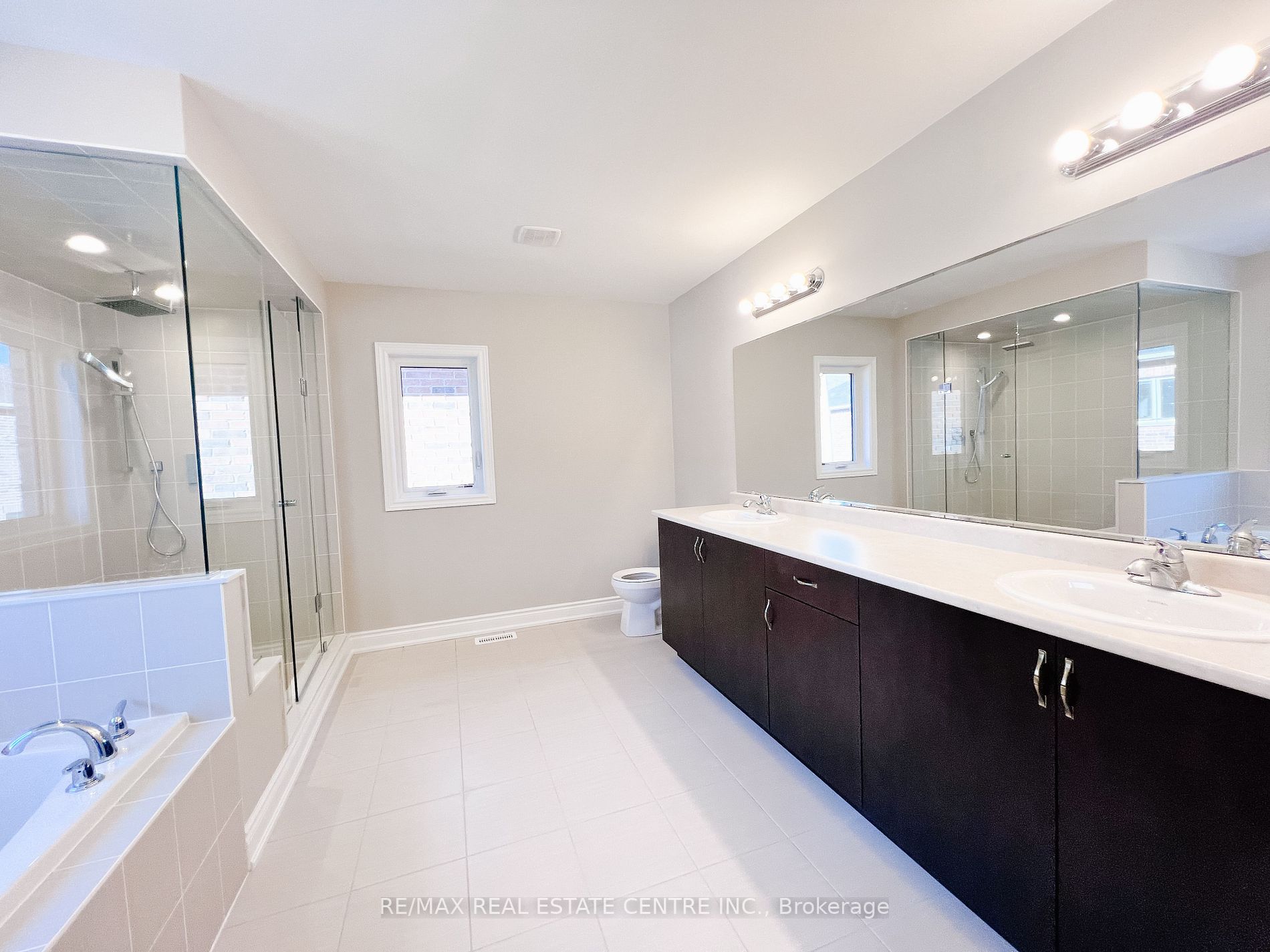38 Kambalda Rd