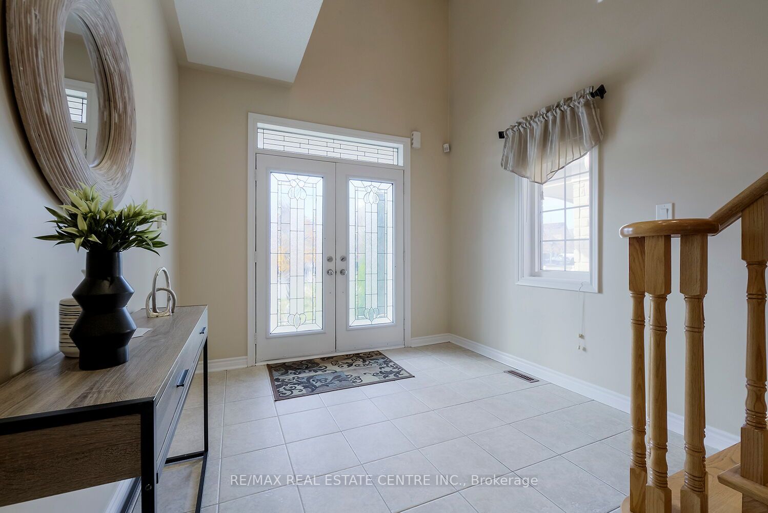 31 Redwillow Rd E