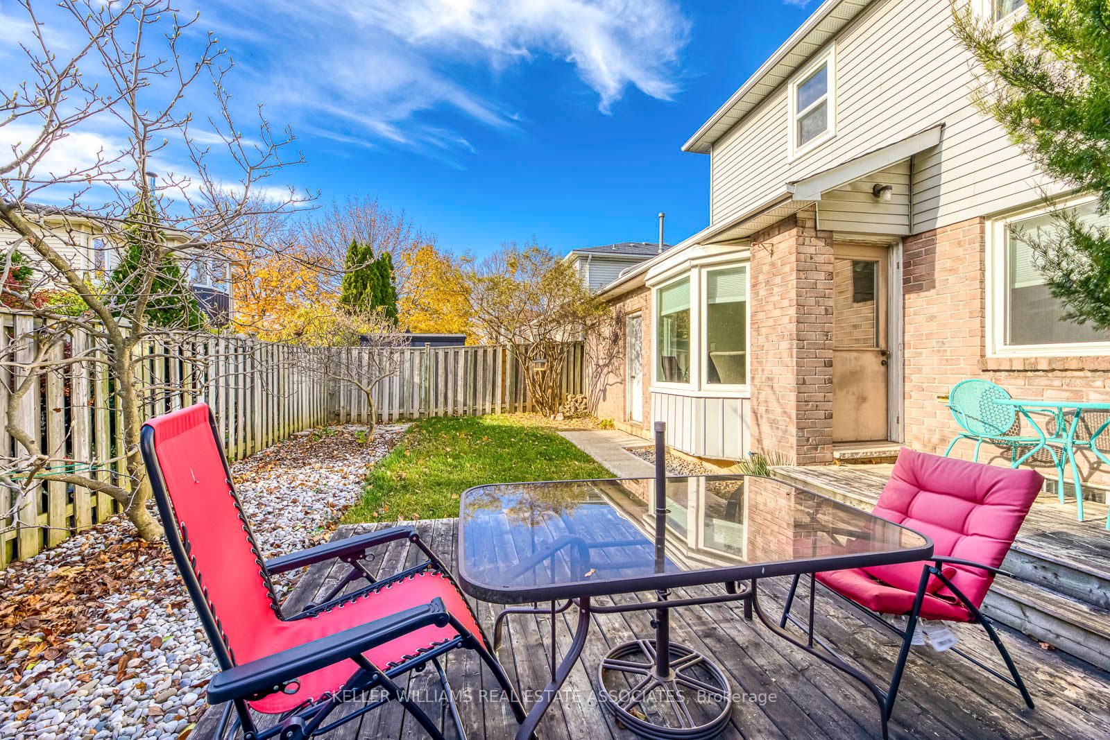2345 Cotswold Cres, #16