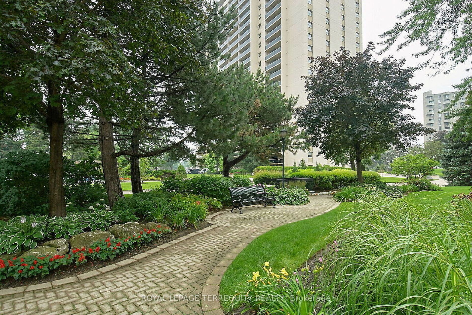 299 Mill Rd, #2009