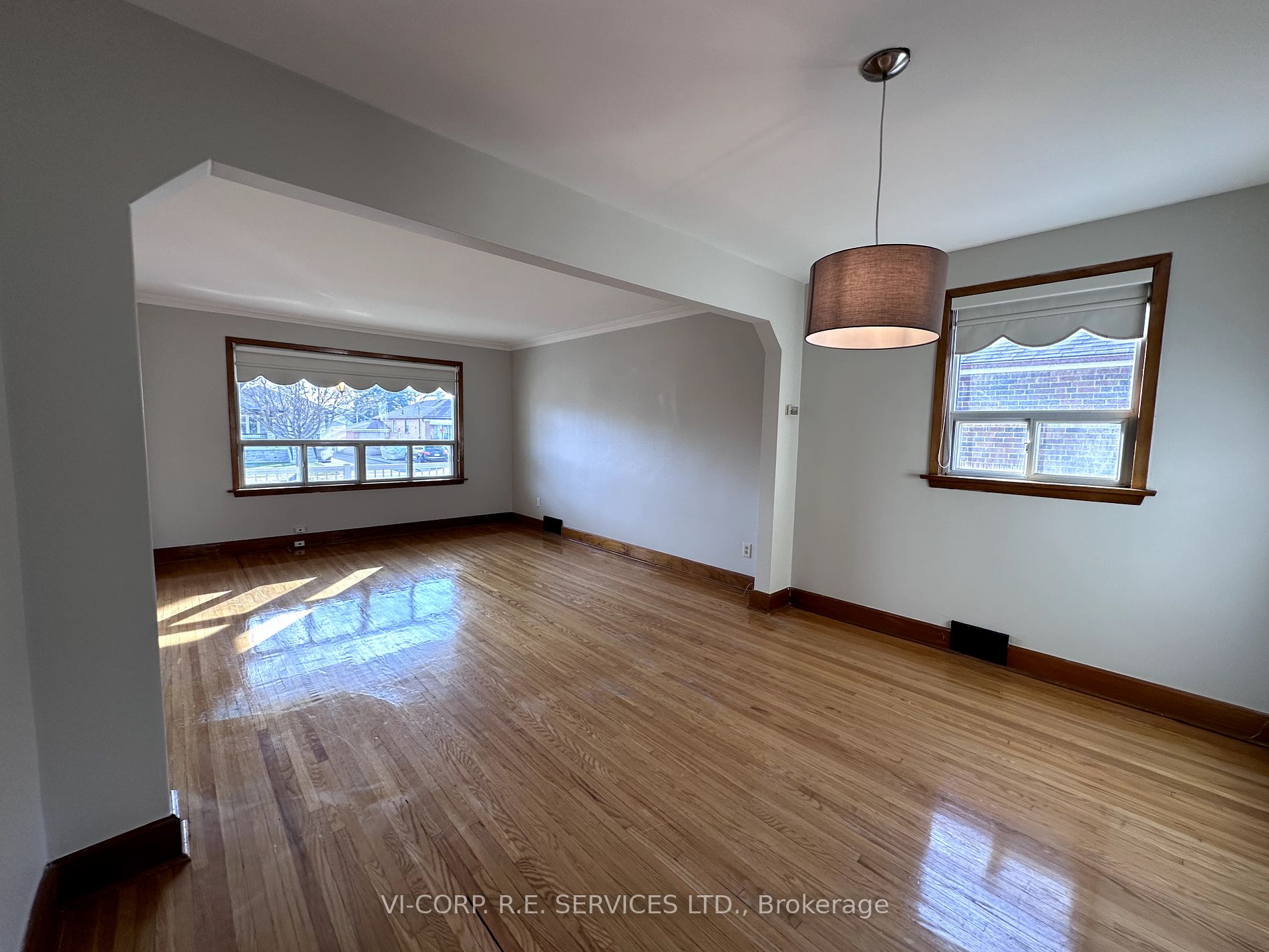 14 Bradfield Avenue