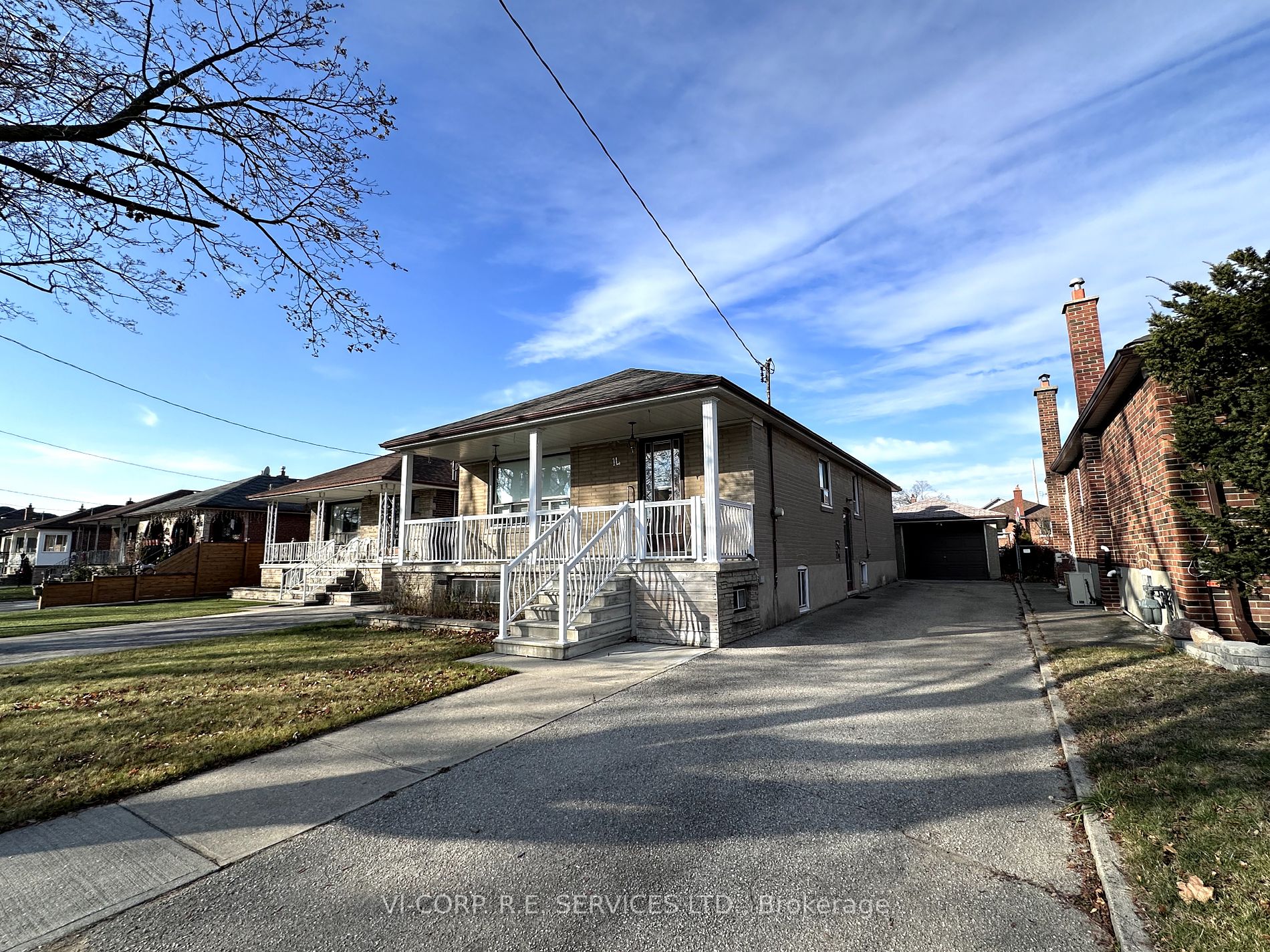 14 Bradfield Avenue