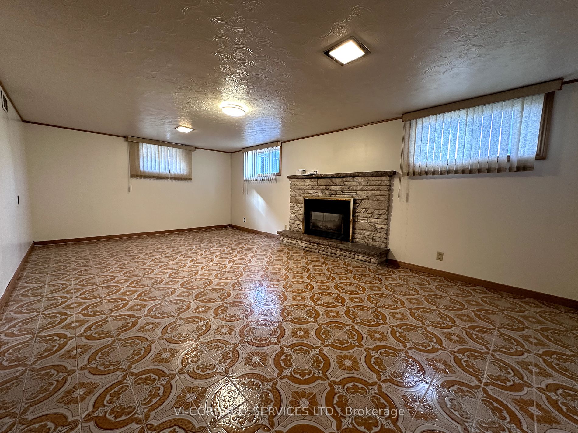 14 Bradfield Avenue