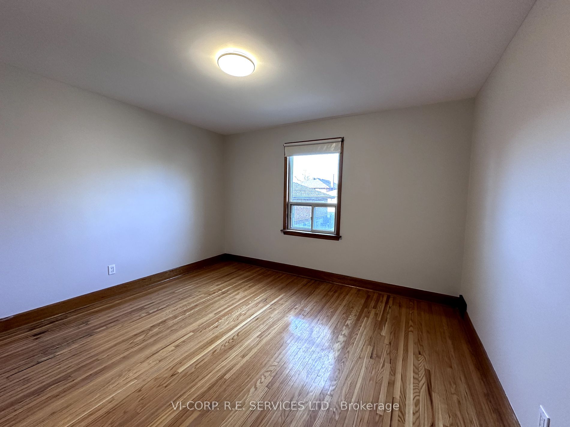14 Bradfield Avenue