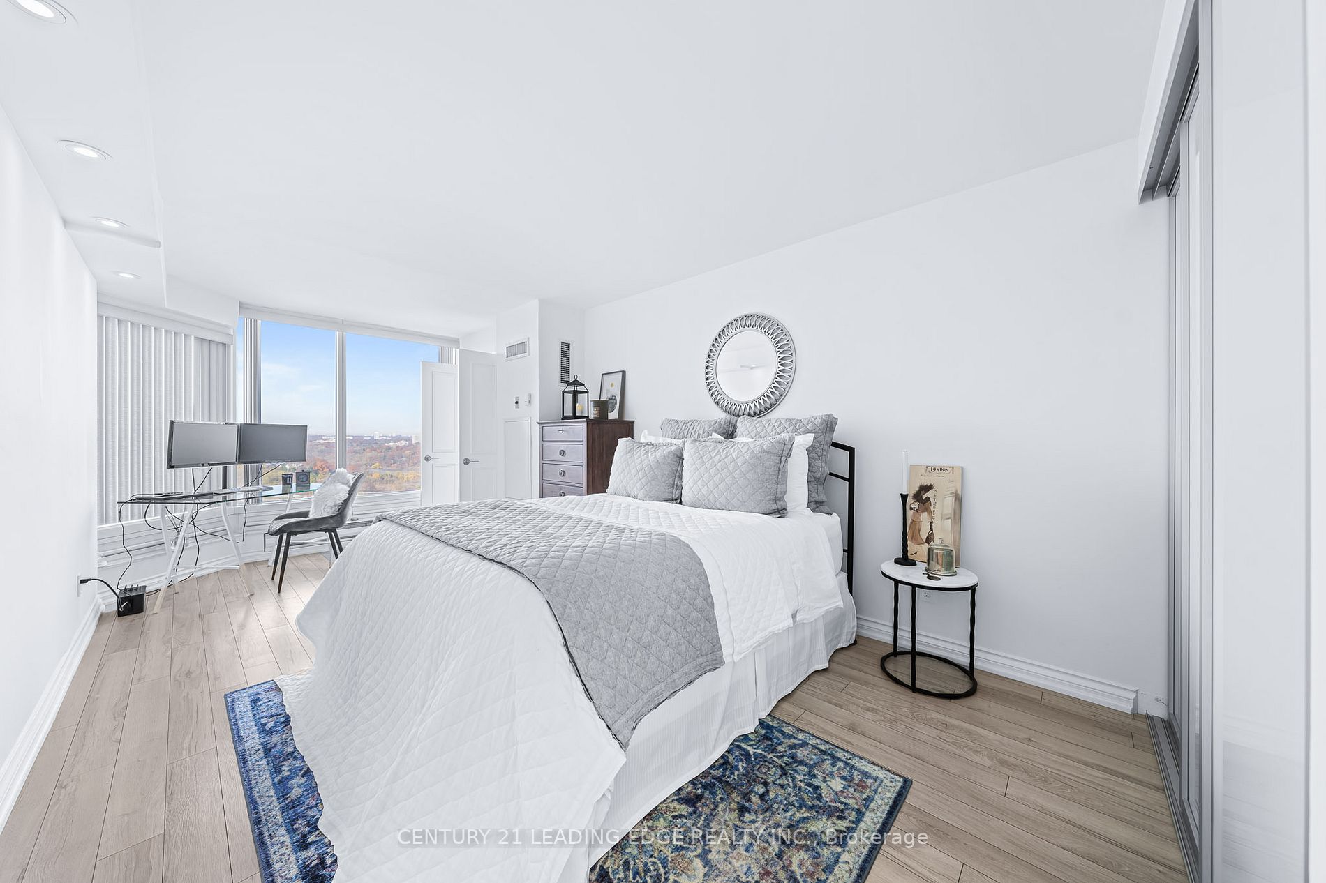 1 Palace Pier Crt, #2712